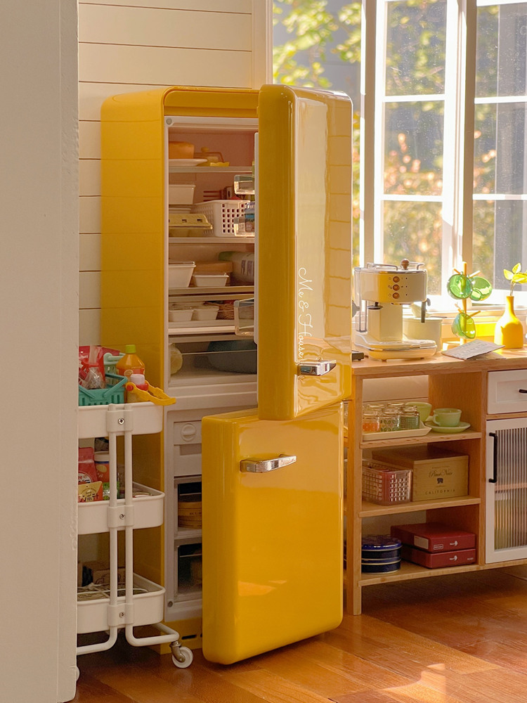 บ้านตุ๊กตา1/6ตู้เย็นโลหะ akses - Home Improvement Kitchen บทวิจารณ์และราคา